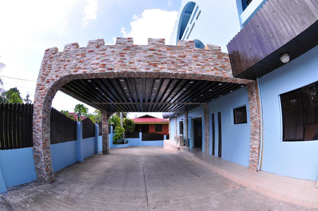 Blue Ocean View Hotel Koror Esterno foto