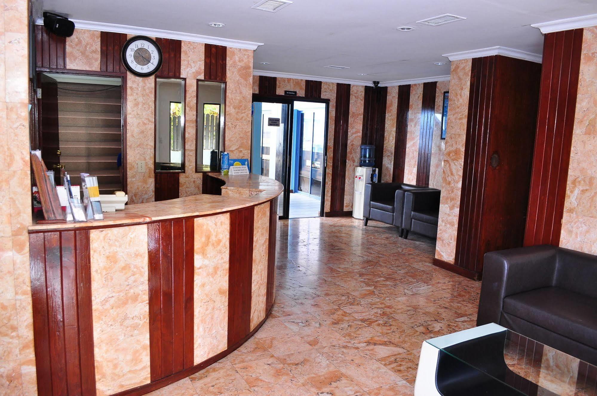Blue Ocean View Hotel Koror Esterno foto