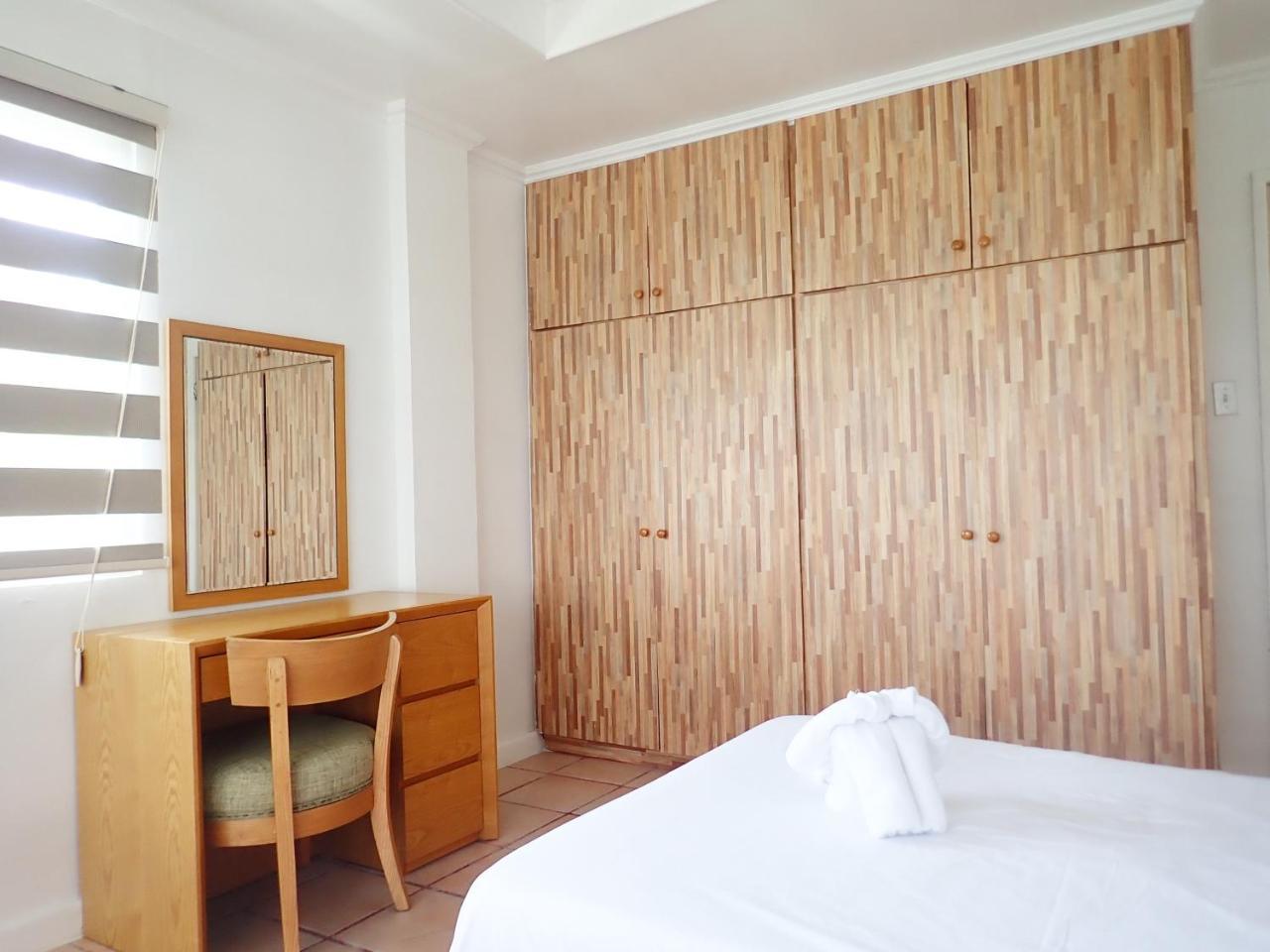 Blue Ocean View Hotel Koror Esterno foto