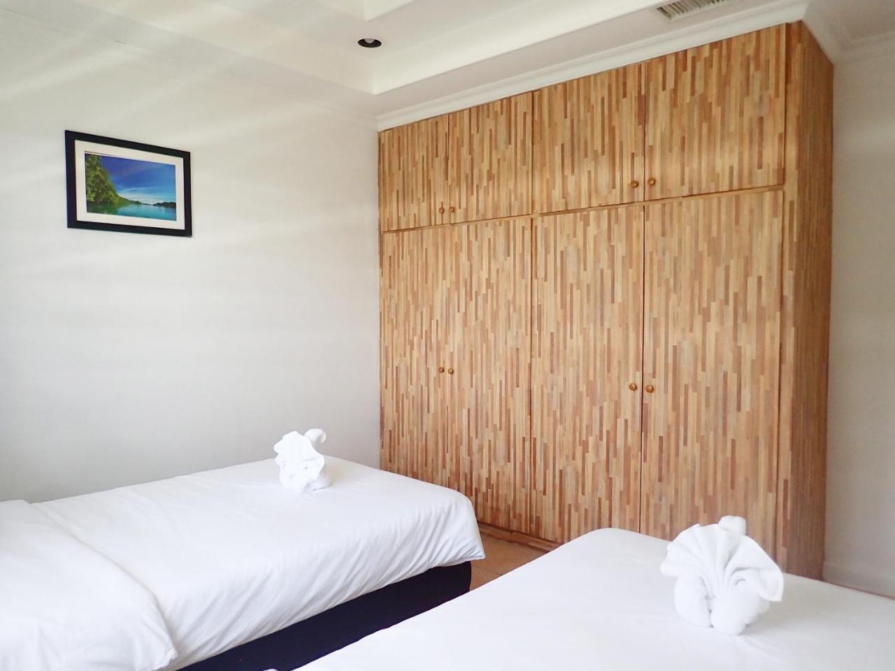 Blue Ocean View Hotel Koror Esterno foto