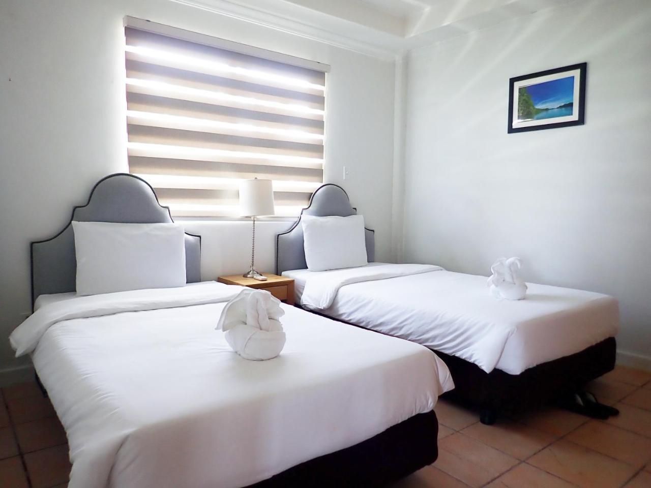 Blue Ocean View Hotel Koror Esterno foto