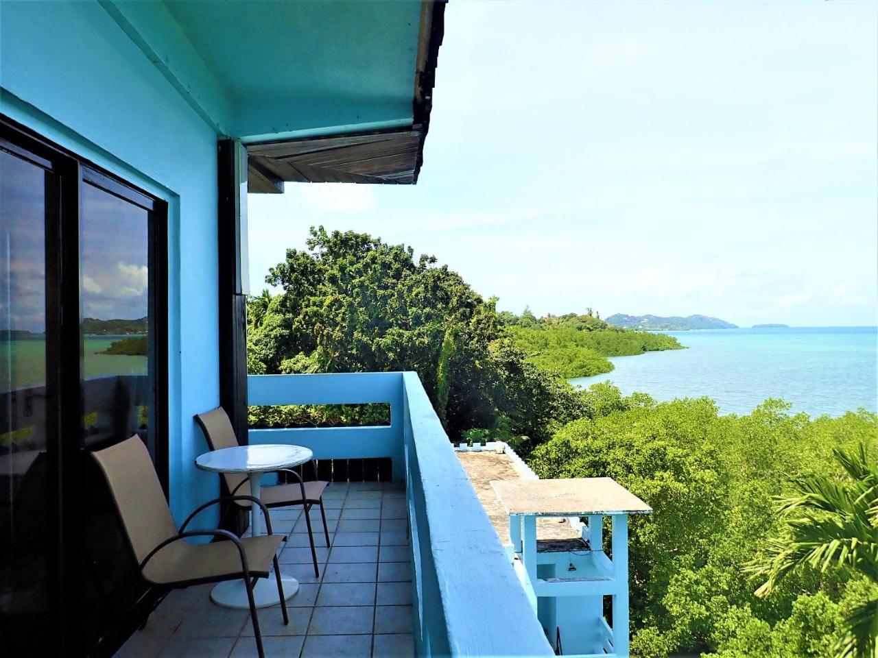 Blue Ocean View Hotel Koror Esterno foto