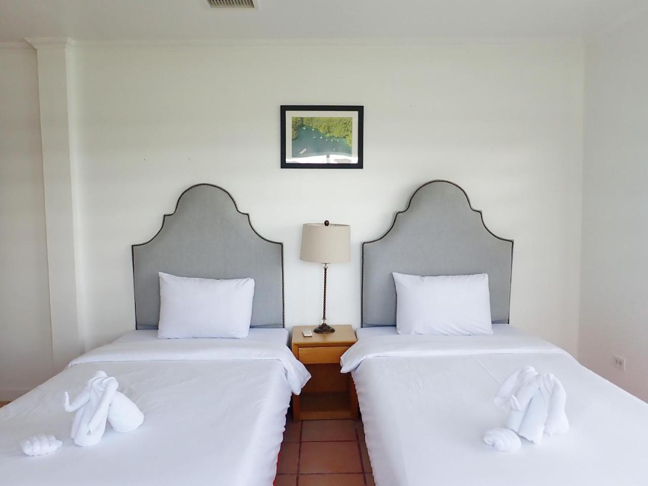 Blue Ocean View Hotel Koror Esterno foto