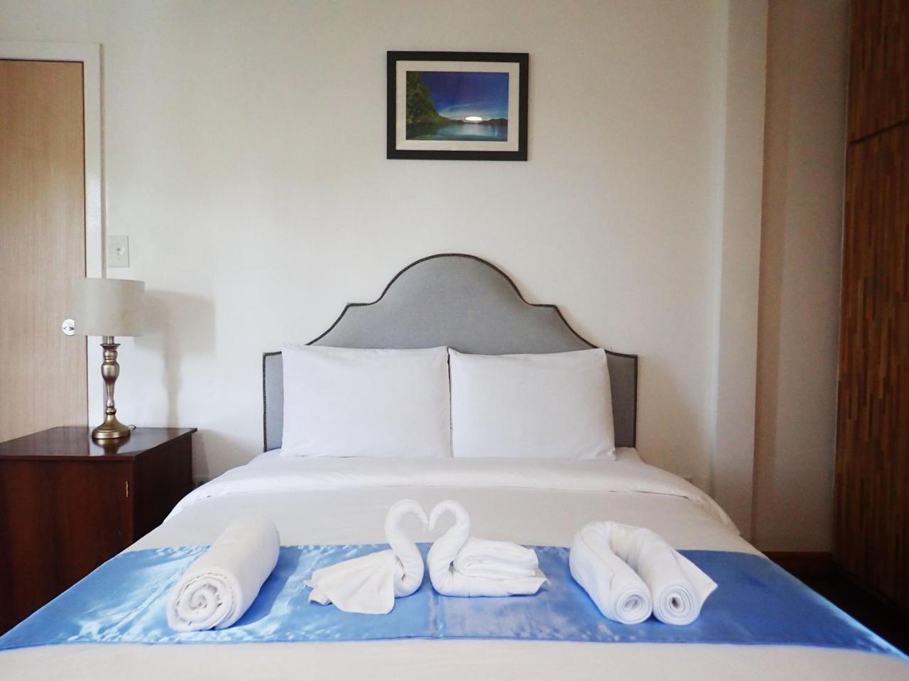 Blue Ocean View Hotel Koror Esterno foto